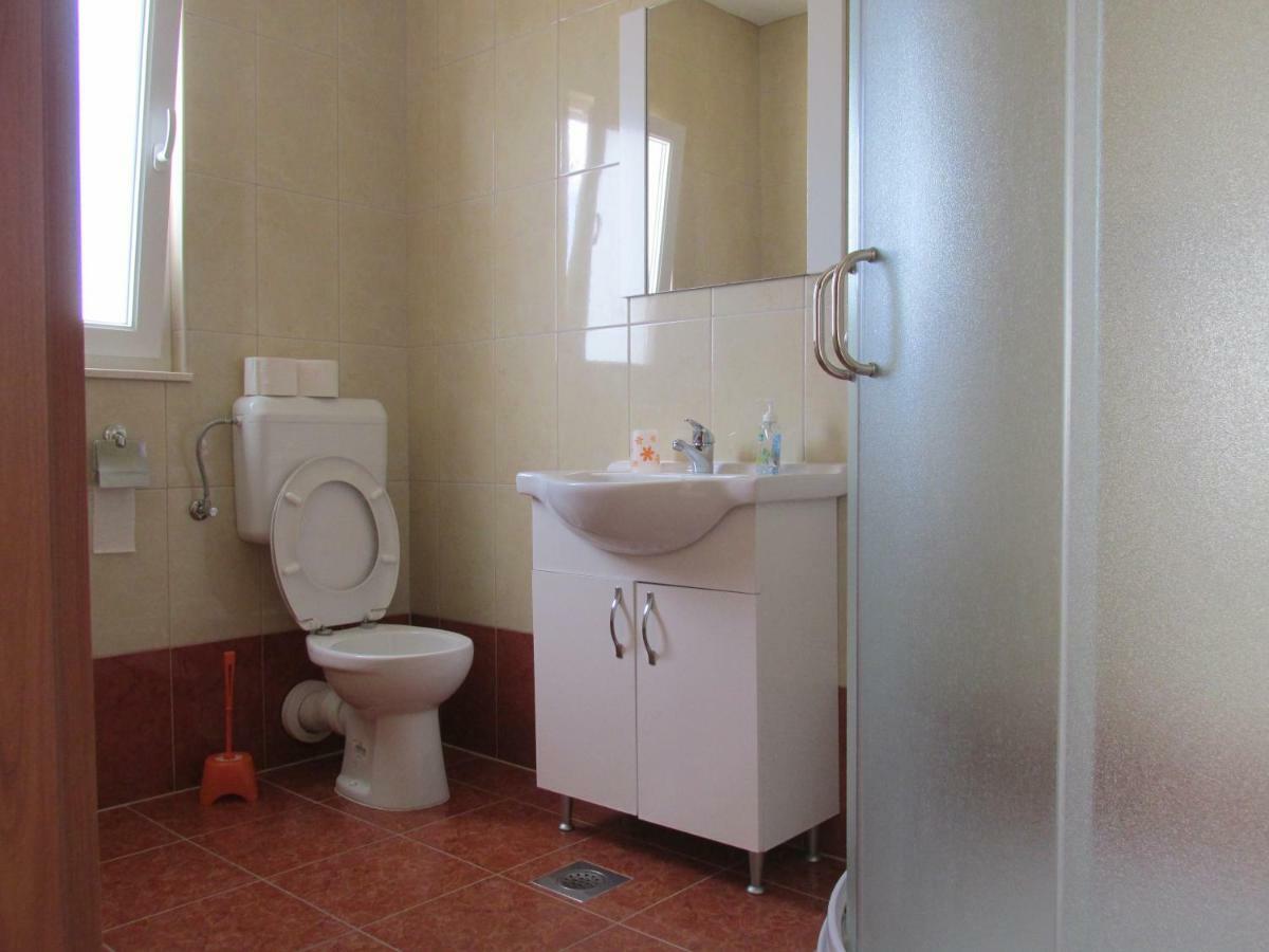 Sunny Apartman Pajdek Sevid Buitenkant foto