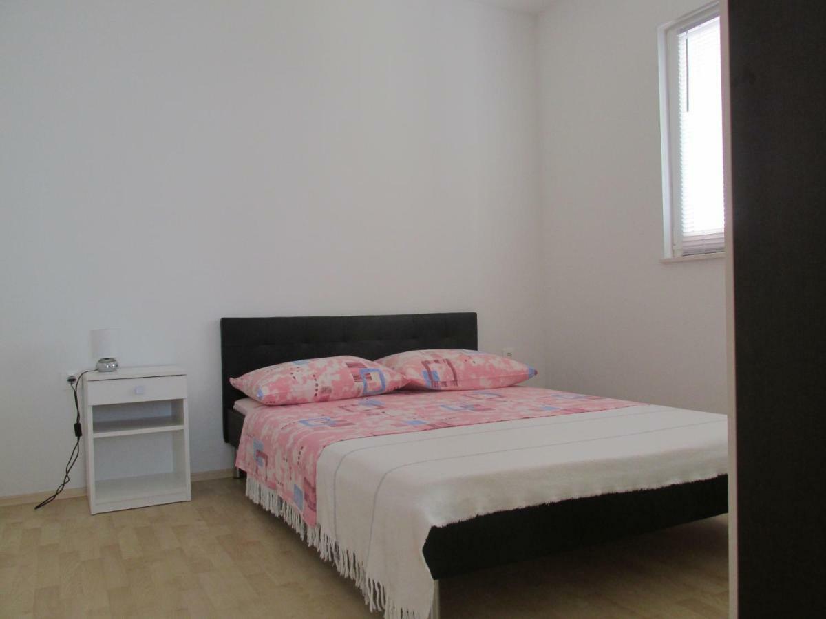 Sunny Apartman Pajdek Sevid Buitenkant foto